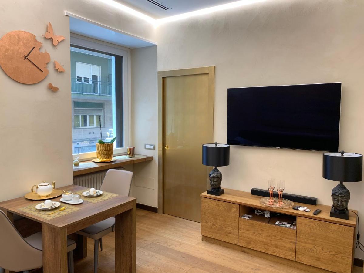 סלרנו Civico Cinque Home Luxury Apartment מראה חיצוני תמונה