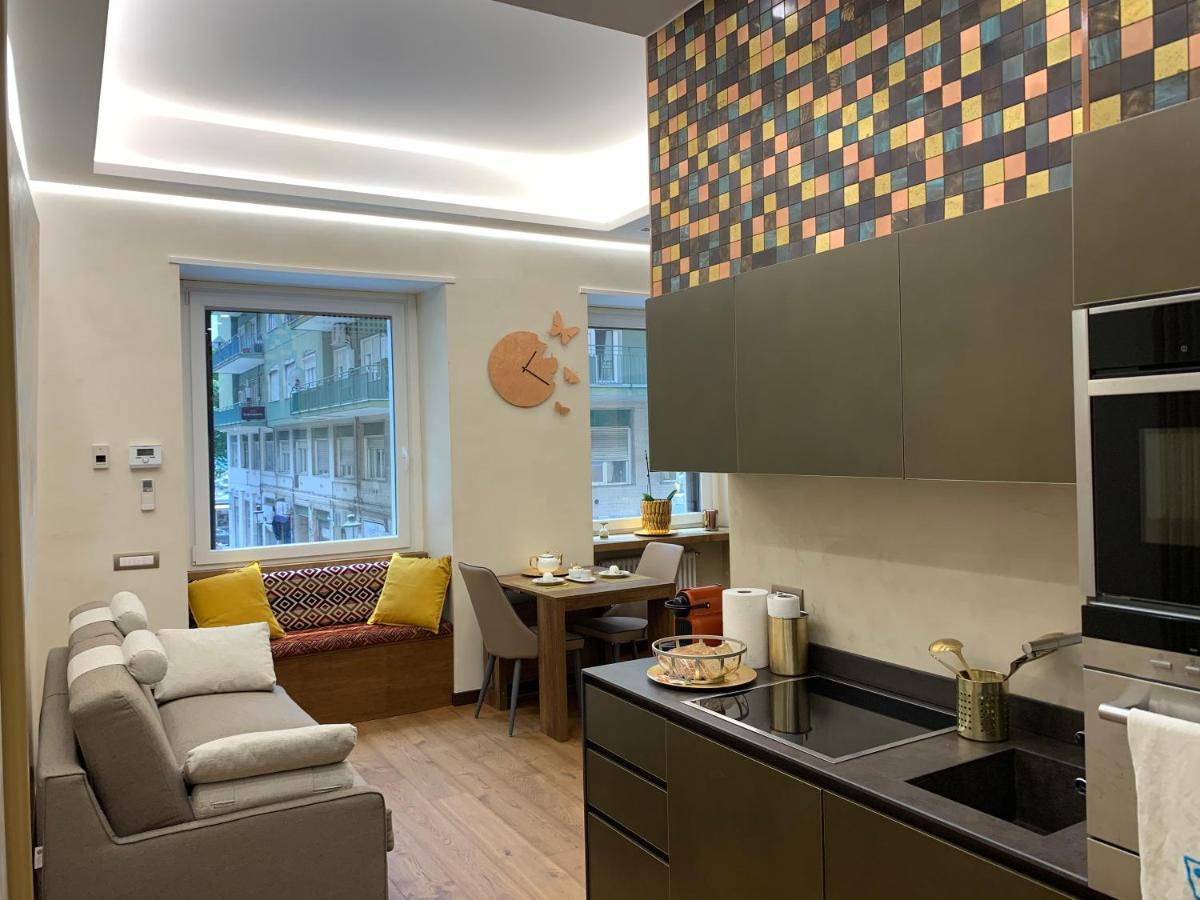 סלרנו Civico Cinque Home Luxury Apartment מראה חיצוני תמונה