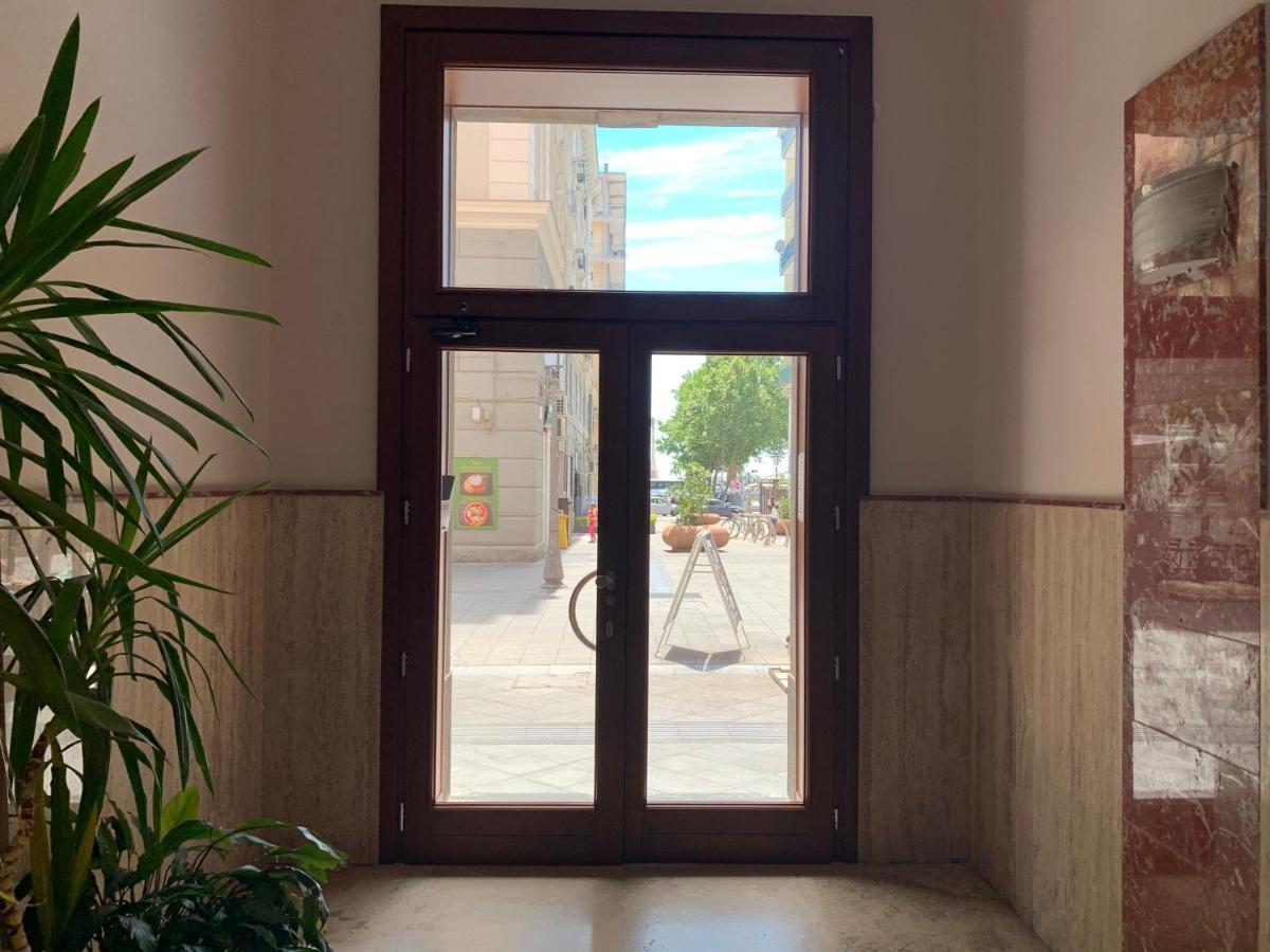 סלרנו Civico Cinque Home Luxury Apartment מראה חיצוני תמונה
