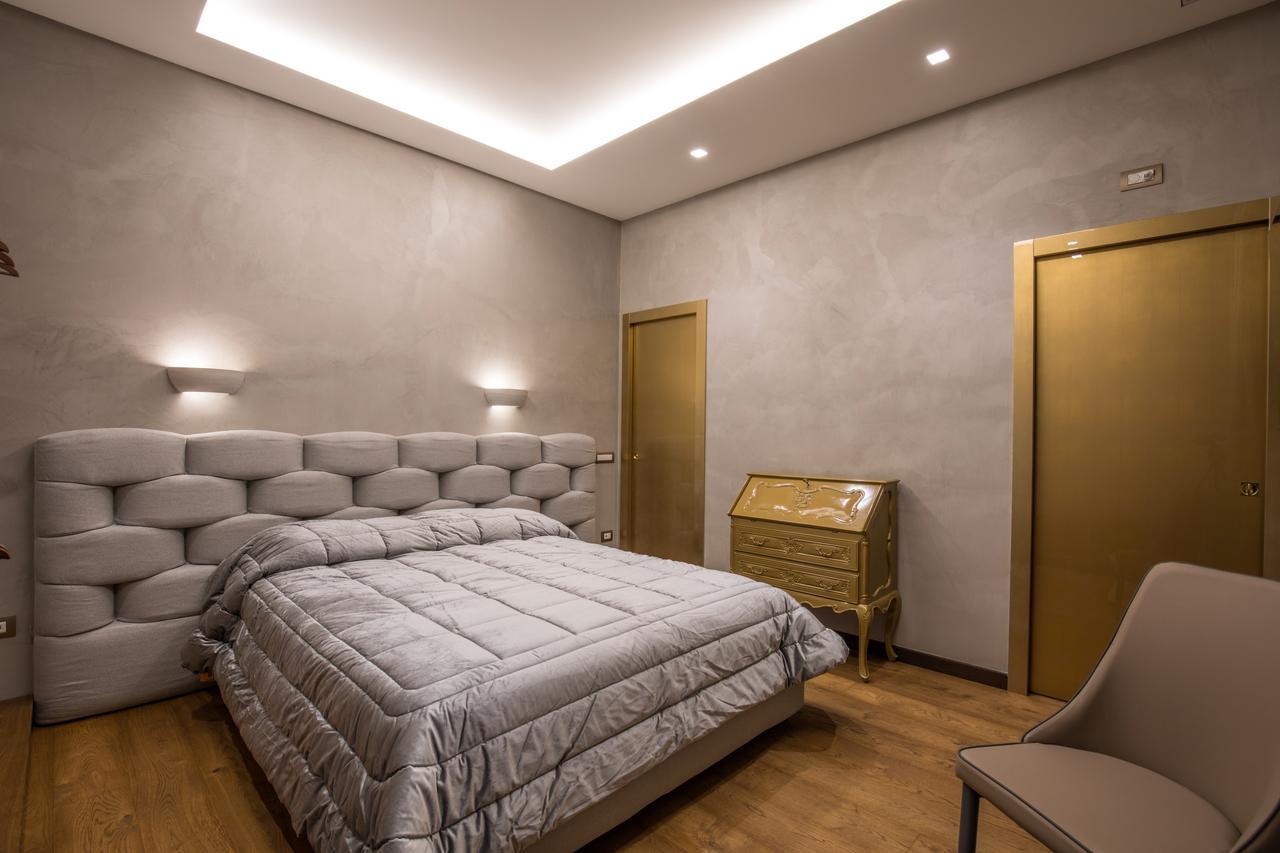 סלרנו Civico Cinque Home Luxury Apartment מראה חיצוני תמונה