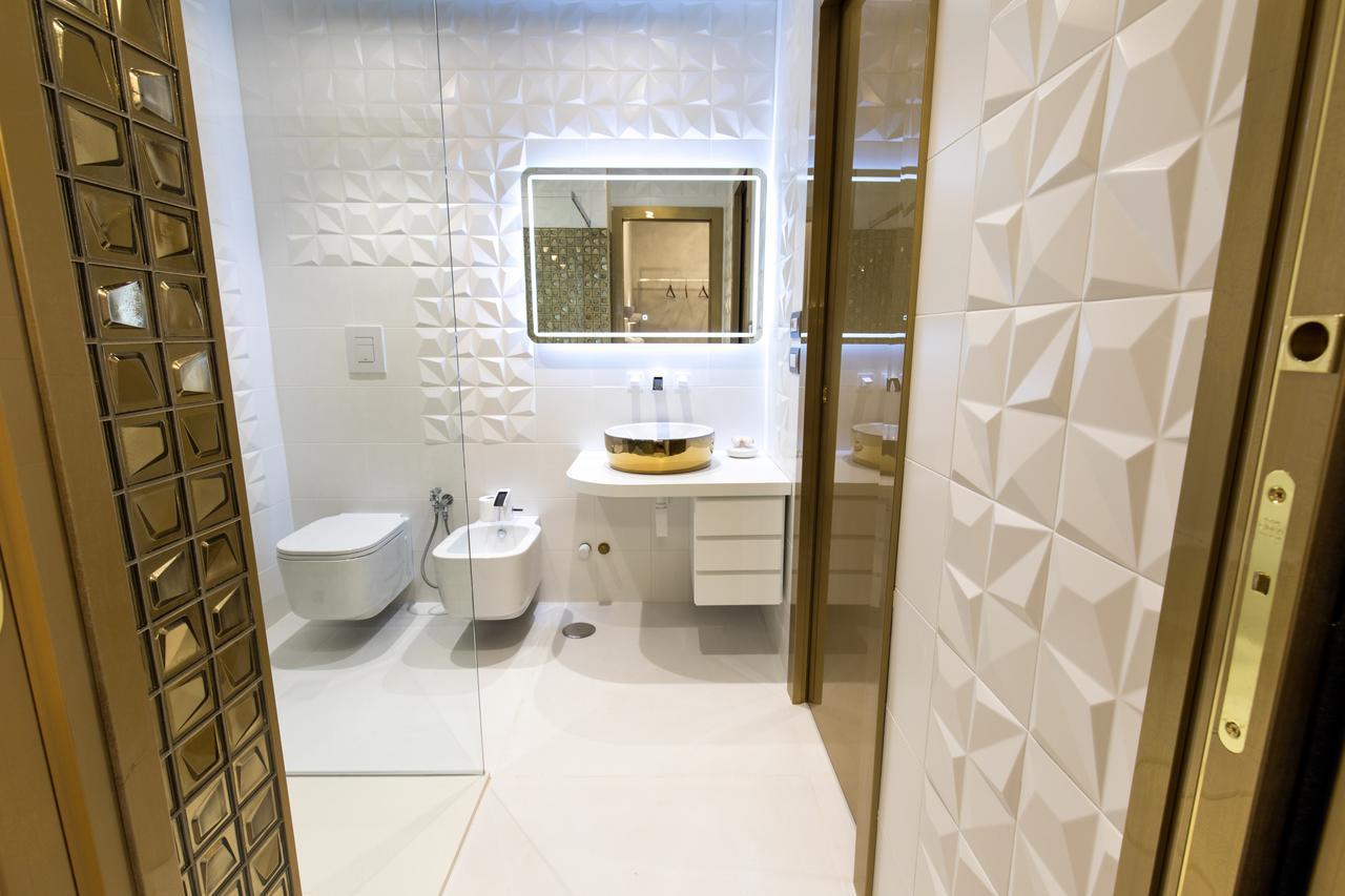 סלרנו Civico Cinque Home Luxury Apartment מראה חיצוני תמונה